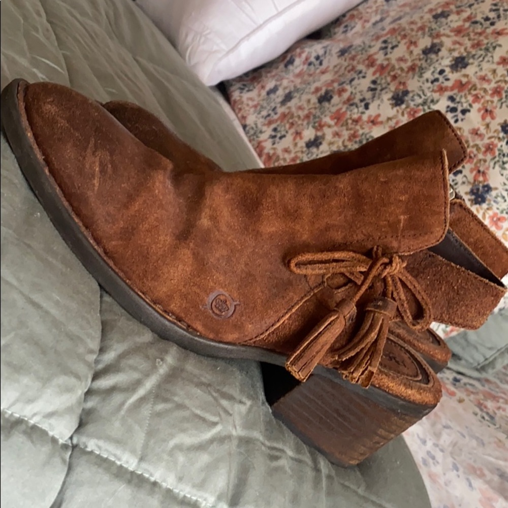 Born boots